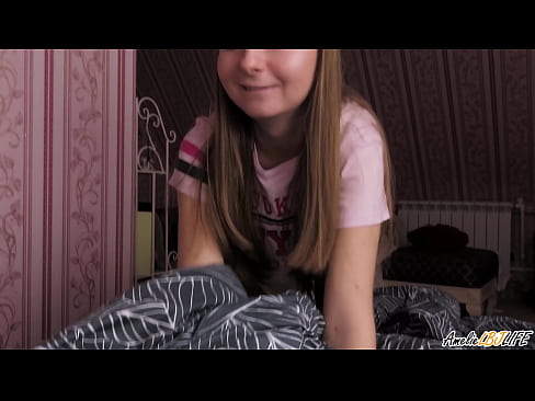 ❤️ Blondie sûget har BFF's djip en krijt cum yn 'e mûle ❤ Anale fideo op fy.xxxsexjav.ru ☑